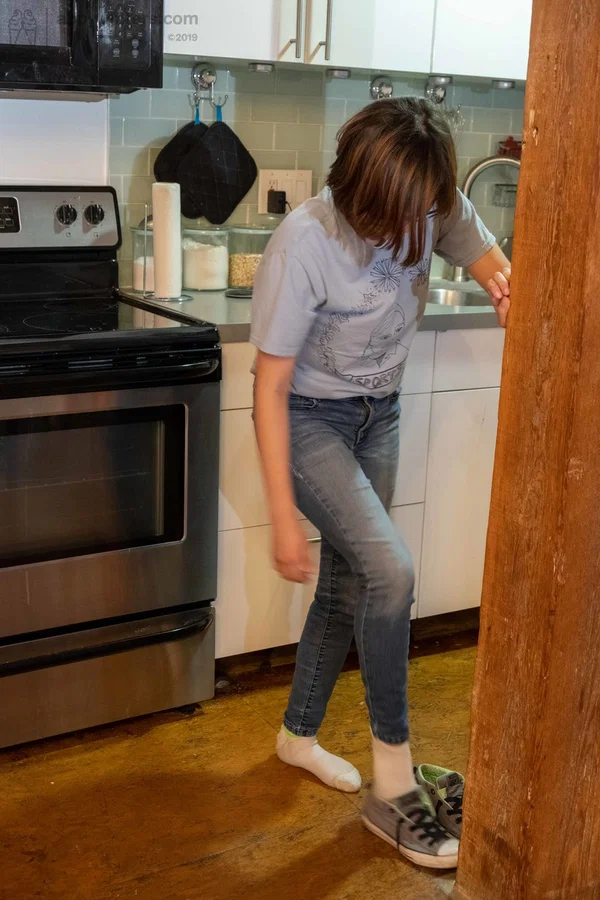 Nerdy girl with brunette hair Janene dresses in her usual outfit  - Australian, Amateur  - Photo 19