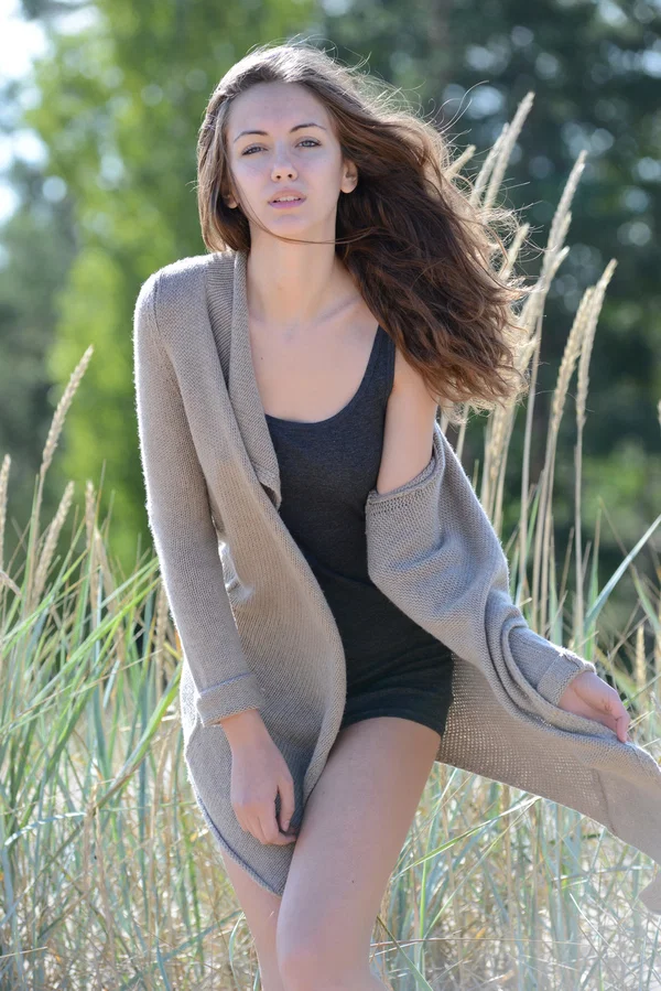 Teen solo girl in the nude doing stretching exercises in a forest clearing  - Cute, Teen, Beautiful, Outdoor, Babe, Pussy, Model, Glamour, Solo, Sexy  - Photo 2