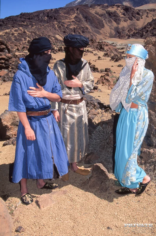 Caucasian female Julia Spain does a DP in the desert while in cosplay attire  - Cosplay, Reality, MMF, Outdoor, Mature, Groupsex, MILF, Threesome, Hairy, Blowjob  - Photo 3