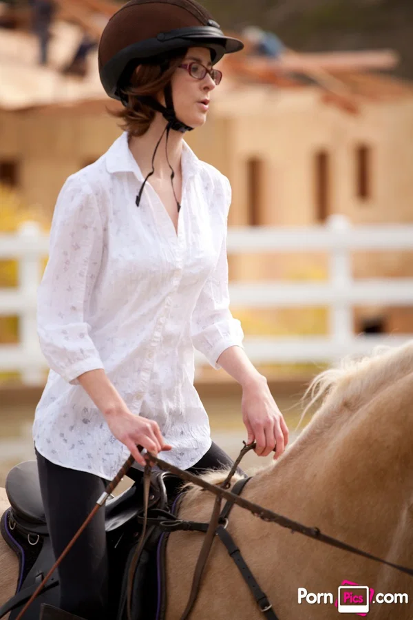 Slim cowgirl Jay Taylor exposes her natural breasts & her hairy muff outdoors  - Hairy, Glasses, Outdoor, Redhead, Skinny, Glamour, Brunette, Model, Pornstar, White  - Photo 2