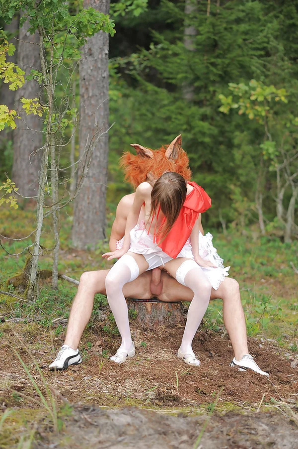Tempting teen girl Ezma gives a blowjob and gets banged outdoor  - Outdoor, Teen, Blowjob, Hardcore, Ass Fucking, Cowgirl, Doggy Style, Cute  - Photo 6