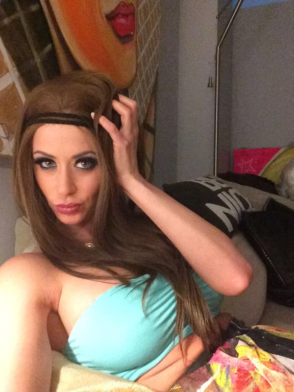 Horny pornstar with perfect big tits Emily Addison poses naked in her bed  - Selfie, Perfect, Pornstar, Cameltoe, Big Clit, Big Tits, Close Up, Panties, Pussy, Spreading  - Photo 3