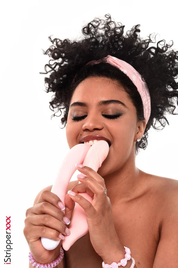 Cute Latina teen Selva Lapiedra toys her pussy and asshole at once  - Brazilian, Teen, Latina, Babe, Beautiful, Cute, Redhead, Brunette, Solo, Hairy  - Photo 10