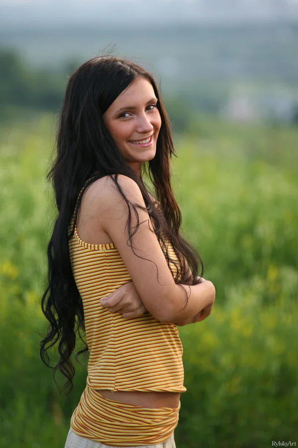 Rylsky Art featuring Milene Porn Images  - Outdoor, Skinny, Teen, Brunette, Cute, Legs, Glamour, Ass, Asshole, Babe  - Photo 1
