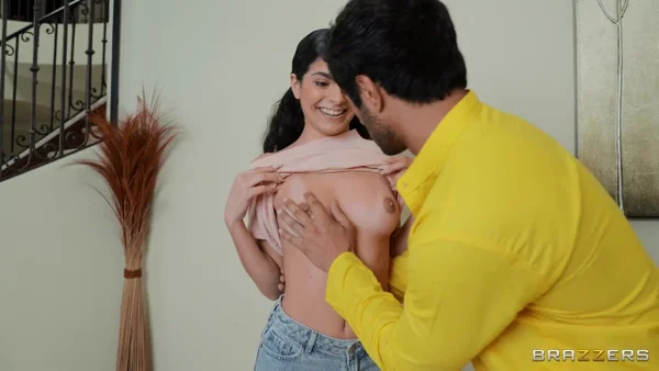 Sexy Indian babe with a huge ass Jasmine Sherni rides a stiff boner  - Indian, Mom, Brazilian, Party, Asian, Short Hair, Couple, Fetish, Pornstar, Interracial  - Photo 6