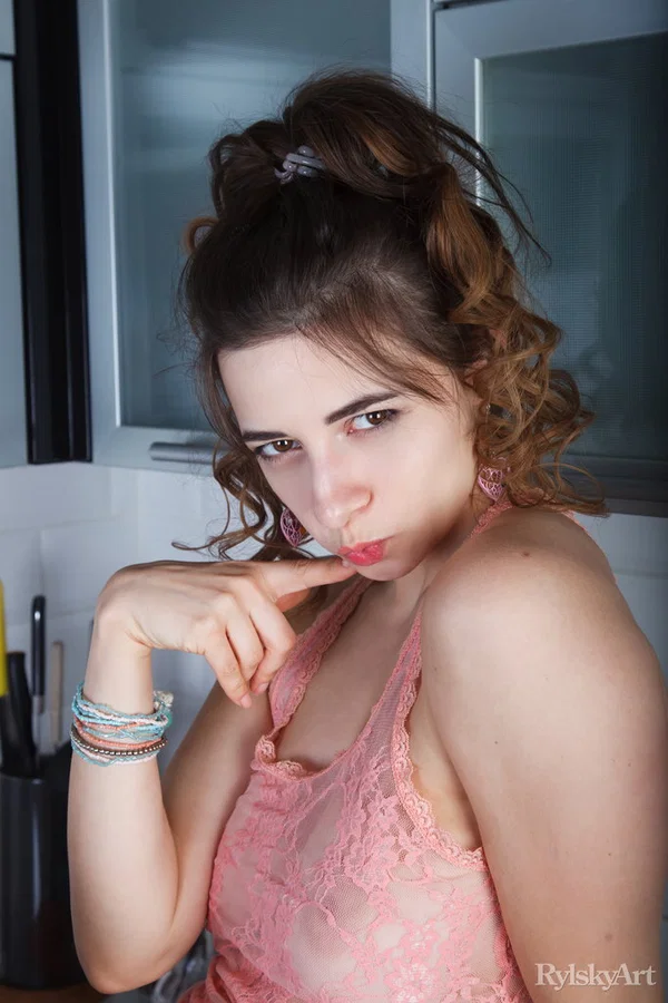 Skinny teen Elle Mira gets completely naked on a kitchen counter  - Ass, Nipples, Natural Tits, Close Up, Shaved, Undressing, Kitchen, Feet, Asshole, Skinny  - Photo 1