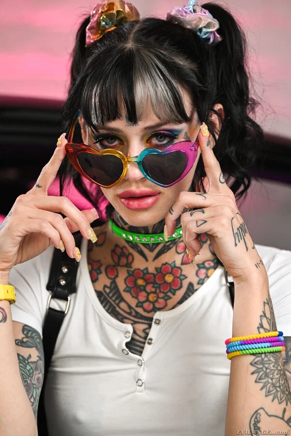 Evil Angel CC Doll, Nade Nasty  - Tattoo, Cumshot, Amateur, Skinny, Petite, Deepthroat, Jeans, Tiny Tits, Pigtails, Reality  - Photo 1