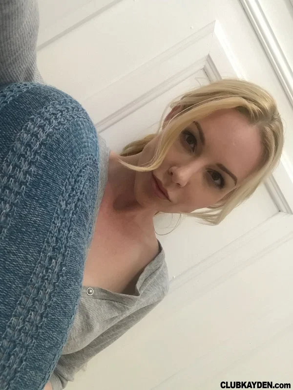 Beutiful blonde babe with sexy legs Kayden Kross flaunts her big nips and tits  - Nipples, Selfie, Sexy, Centerfold, Socks, Perfect, White, Amateur, Solo, Blonde  - Photo 3