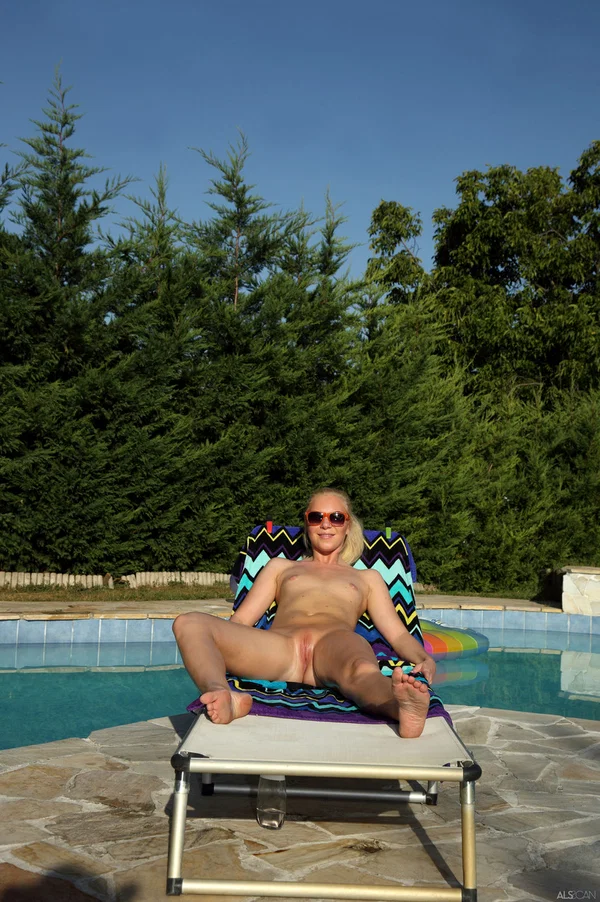ALS Scan featuring Angie Koks Hot Porn  - Pool, Fetish, Teen, Fisting, Bikini, Tiny Tits, Oiled, Russian, Amateur, Outdoor  - Photo 15