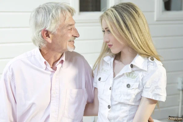 Massage was so good that old man wanted to taste pussy of young masseuse  - Old Young, Teen, Old Man, Skinny, Cute, Cowgirl, Blowjob, Blonde, Spreading, Non Nude  - Photo 1