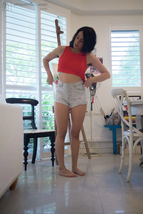 Sexy amateur Violet R reveals underarm hair & firm ass while getting dressed  - Voyeur, Amateur, Armpit, Short Hair, Non Nude  - Photo 17