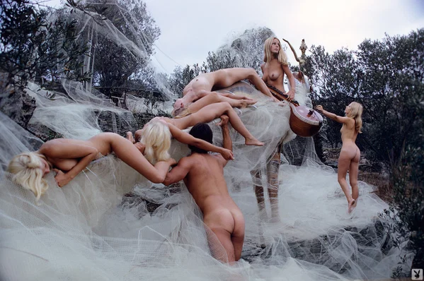 Natural American models pose half naked in public for Playboy magazine  - Centerfold, Granny, Mature, Babe, Solo, Blonde, Skinny, Beautiful, Outdoor, Model  - Photo 12
