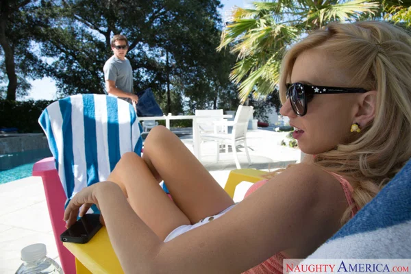 Naturally busty blonde sweetie Lexi Belle rides big dick in poolside seduction  - Girlfriend, Perfect, Hardcore, Blonde, Cowgirl, Teen, Fingering, Pornstar, Cute, Petite  - Photo 6