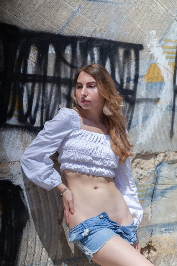 Teen solo girl removes her clothes to pose nude against graffiti covered walls  - Teen, Beautiful, Model, Cute, Babe, Solo, Glamour  - Photo 3