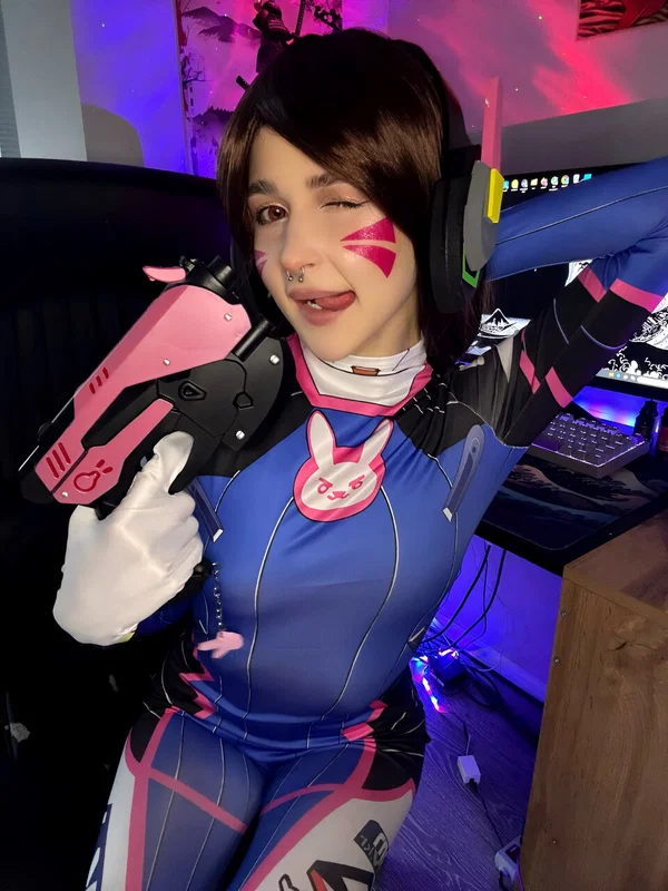 OnlyFans Jjameliz starring Jjameliz XXX Porn Pics  - Cosplay, Tattoo, Outdoor, Glamour, Model, Sexy, Amateur, Cute, Teen, Brunette  - Photo 5
