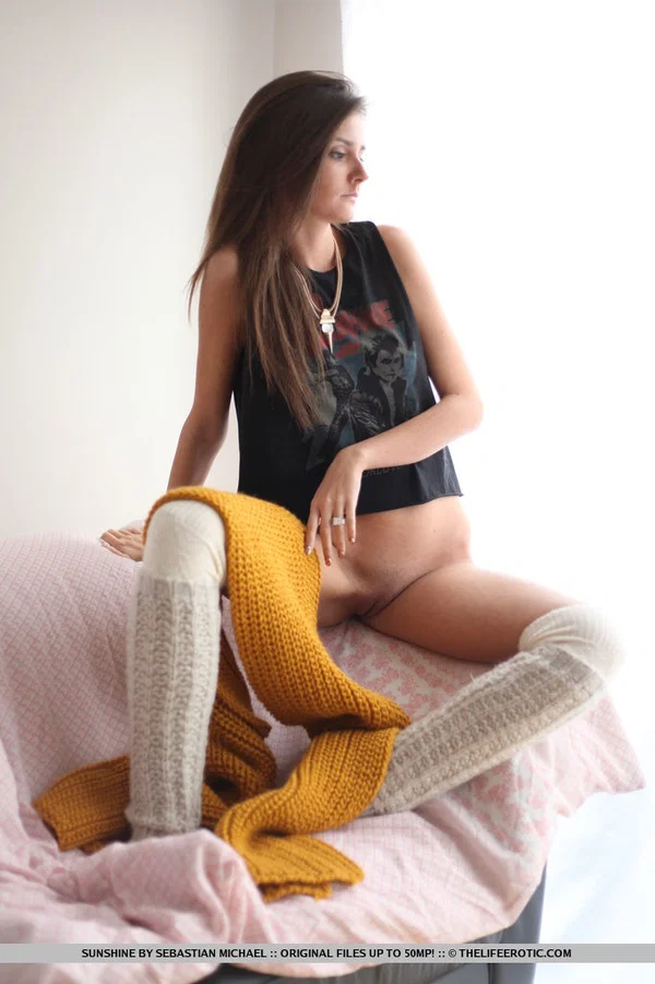 Teen model Sunshine A highlights her bare ass while naked in OTK socks  - Teen, Cute, European, Glamour, Babe, Beautiful, Stockings, Ass, Shaved, Model  - Photo 5