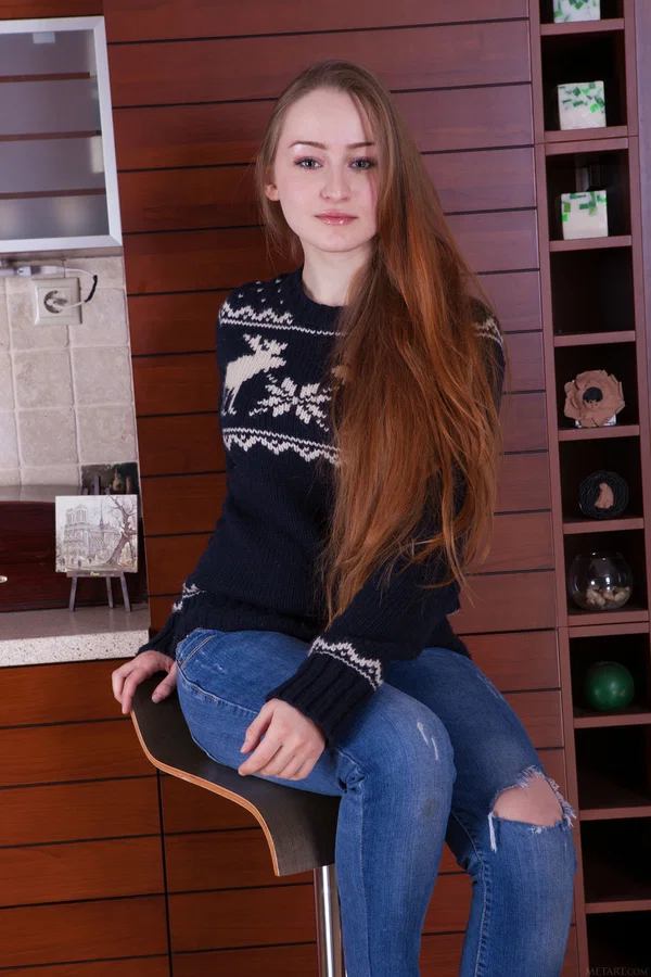 Met Art starring Evelin XXX Pics  - Amateur, Jeans, Redhead, Feet, Pussy, Teen, Babe, Beautiful, Skinny, Spreading  - Photo 2