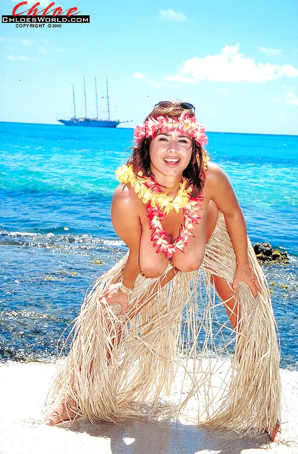 Seductive fatty Chloe Vevrier displaying her fat tits on the hawaiian beach  - Beach, BBW, Big Tits, Outdoor, Curvy, Thick, Chubby, Natural Tits, Face, Spreading  - Photo 7