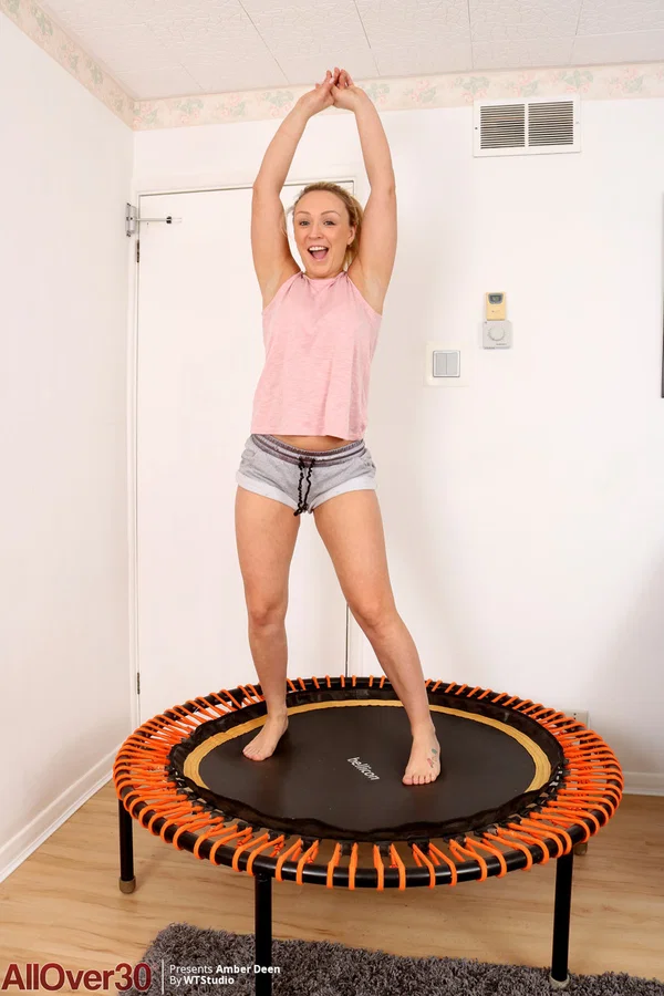 Over 30 blonde Amber Deen gets totally naked on an indoor trampoline  - MILF, Sports, Lingerie, Shorts, Ass, Spreading, Feet, Hairy, Blonde, British  - Photo 1