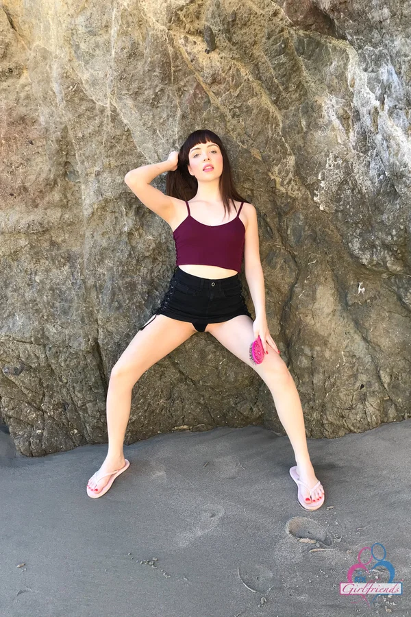 Teen girl Aliya Brynn displays her flexibility while flashing her teen pussy  - Girlfriend, Amateur, Teen, White, Cute, Brunette  - Photo 13