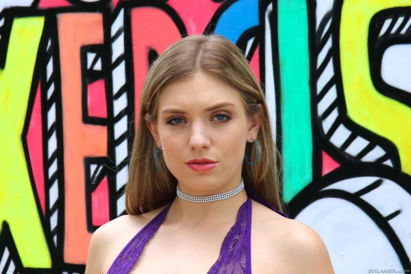 Adorable blondie in a purple outfit Giselle Palmer showing her curves  - Teen, Cute, Pornstar, Blonde, Brunette, Non Nude  - Photo 10