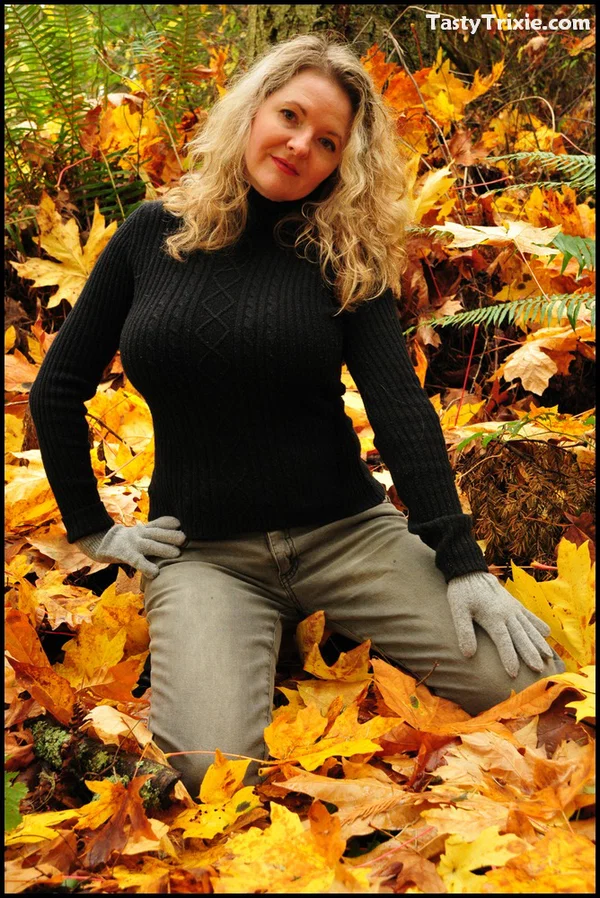 Mature woman Tasty Trixie exposes tits and panties amid fallen leaves  - Mature, Outdoor, Non Nude, MILF, Amateur, Panties, Blonde, Ass, Big Tits, Close Up  - Photo 4