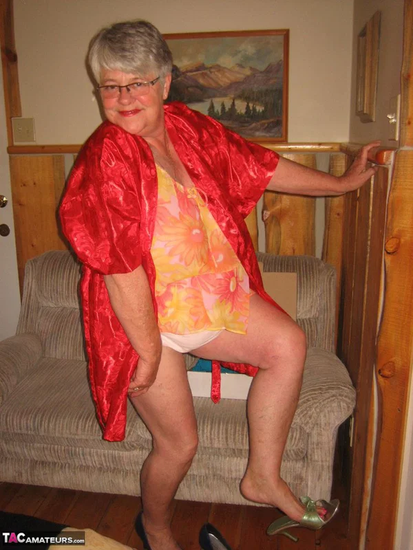 Obese granny Girdle Goddess wakes up from a nap and precedes to strip naked  - Granny, SSBBW, BBW, Amateur, Skirt, Chubby, European, Thick, Curvy, Glasses  - Photo 8