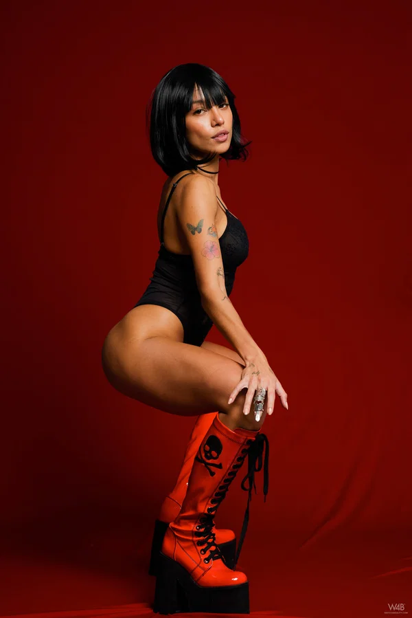 Dark-haired babe Camila Luna teases with her perfect firm ass and fake tits  - Venezuela, Boots, Natural Tits, Bodysuit, Perfect, Teen, Pornstar, Latina, Beautiful, Short Hair  - Photo 7