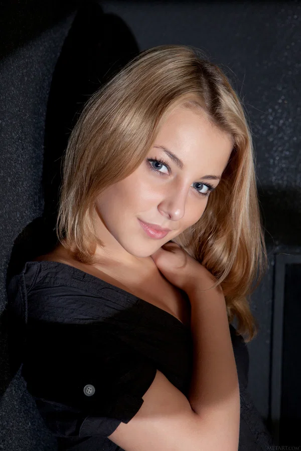 Beauty Nikia A strips and shows her athletic body and big booty  - Pussy, High Heels, Model, Perfect, Glamour, Blonde, Teen, Lingerie, Spreading, Cute  - Photo 21