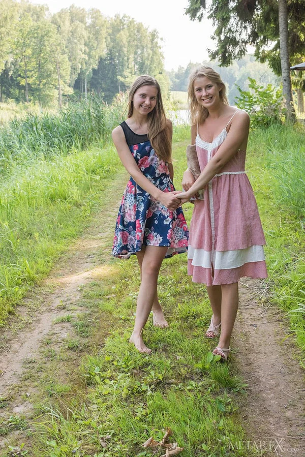 Blonde teens Lara Sugar and Casey Nohrman have lesbian sex on a dock  - Outdoor, Teen, Lesbian, Beautiful, Blonde, Clothed, Babe, Natural Tits, Kissing, Shaved  - Photo 1