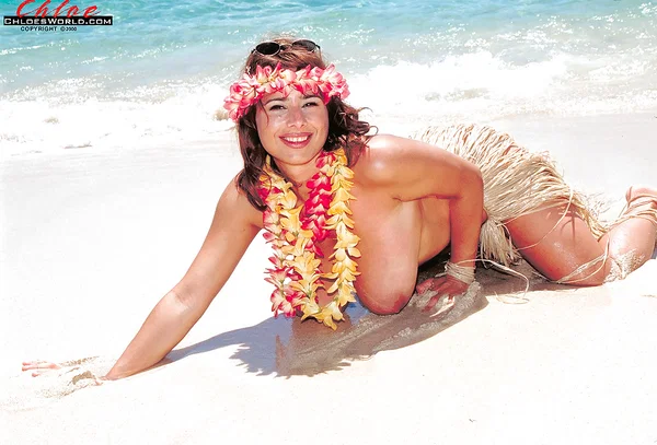 Seductive fatty Chloe Vevrier displaying her fat tits on the hawaiian beach  - Beach, BBW, Big Tits, Outdoor, Curvy, Thick, Chubby, Natural Tits, Face, Spreading  - Photo 11