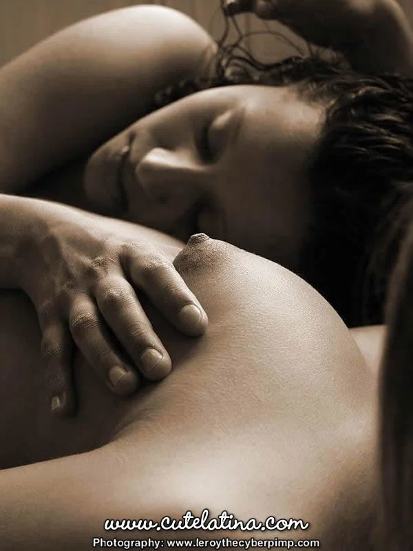 Pregnant women Talia and Alyka fondle each others nipples and belly bump  - Pregnant, Reality, Latina, Lesbian, Nipples, Amateur, Big Tits, Lingerie, Piercing, Legs  - Photo 9