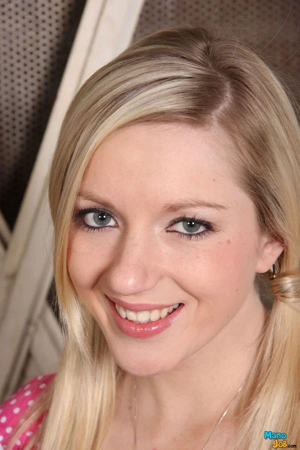 Mr POV featuring Kylee Reese Naked Pics  - Handjob, Natural Tits, POV, Petite, Cumshot, Pigtails, Reality, Skirt, Pale, Ass  - Photo 1
