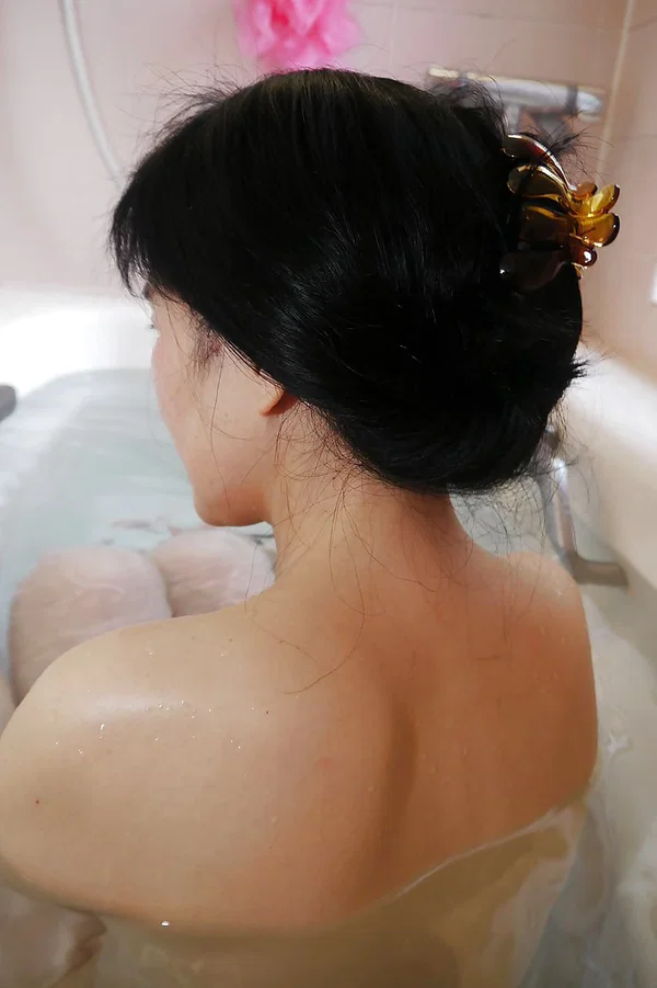 Shy Asian milf Takako Numai likes being filmed naked on camera  - Asian, MILF, Wet, Close Up, Pussy, Ass, Hairy, Bath, Lingerie, Brunette  - Photo 7