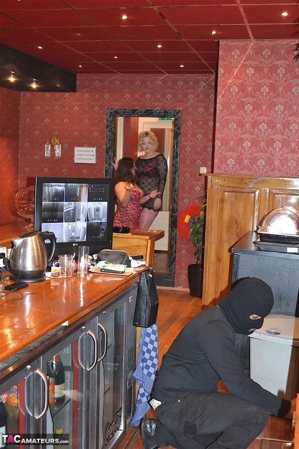 Amateur chick Kimberly Scott and a girlfriend disrobe a hooded male robber  - MILF, BBW, Threesome, Curvy, Chubby, Seduction, Amateur, Thick, Reality, Lingerie  - Photo 5