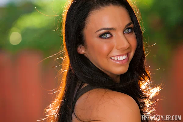 Close ups of the pretty face and feet of pornstar Tiffany Tyler  - Face, Close Up, Pornstar, Beautiful, Nipples, Jeans, Solo, Fake Tits, Feet, Tiny Tits  - Photo 6