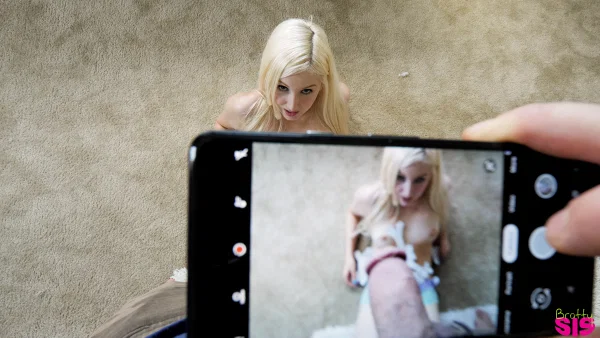 Young blonde Vera Bliss sports a creampie pussy after a POV suck and fuck  - Cum In Pussy, POV, Teen, Hardcore, Shaved, Big Cock, Pussy, Skinny, Family, Cumshot  - Photo 4