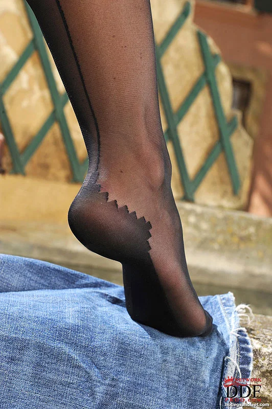 Sexy blonde Nikita Valentin doffs ripped jeans and stockings to show her feet  - Babe, Mature, MILF, Feet, Stockings, Outdoor, Big Tits, Ass, Shaved, Jeans  - Photo 5