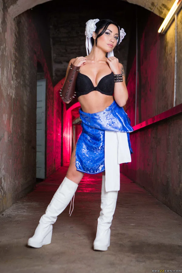 Petite South Korean teen Rina Ellis loses her costume and poses in her boots  - Korean, Cosplay, Asian, Boots, Teen, Petite, Lesbian, Blonde, Hungarian, Brunette  - Photo 7