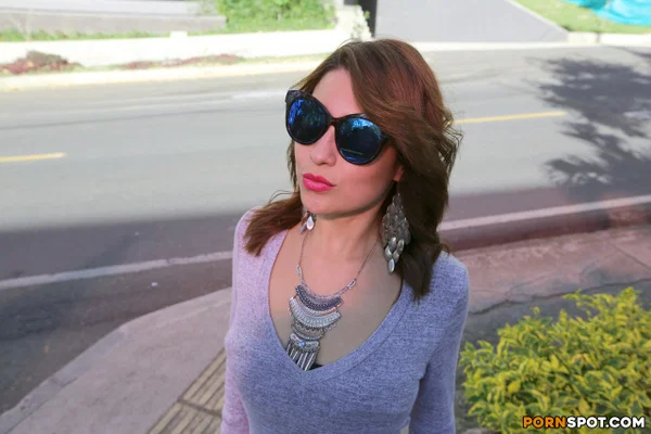 Attractive brunette Diana kneels down and gives mind-blowing head  - Colombian, Latina, Amateur, Public, Big Cock, Glasses, Clothed, Bikini, Outdoor, Blowjob  - Photo 3