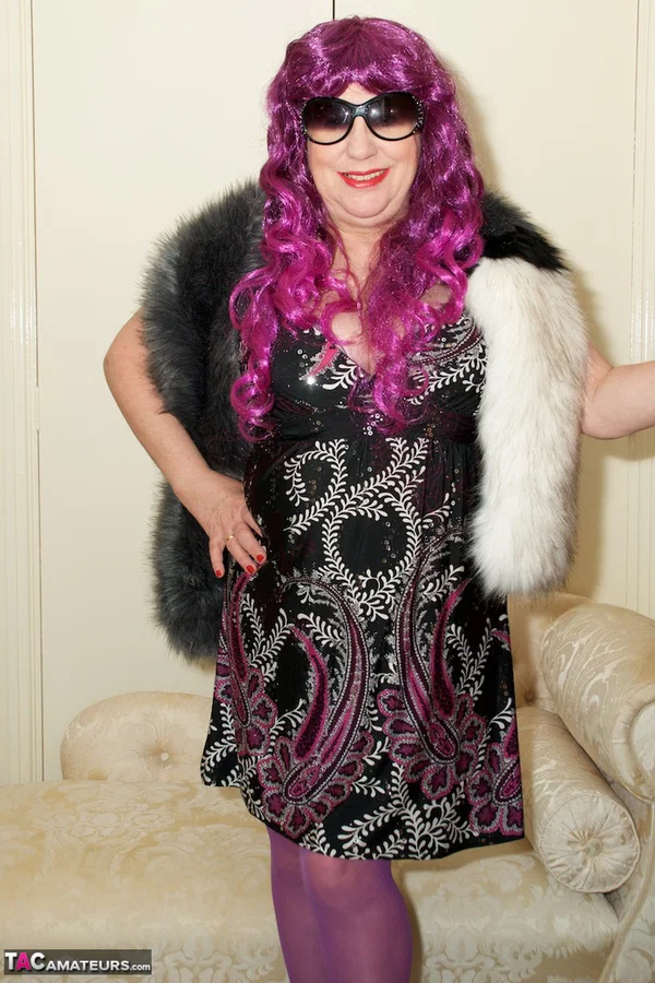 Purple haired hot granny frees saggy boobs & spreads legs to toy in pantyhose  - Granny, Non Nude, Pantyhose, Glasses, Mature, Amateur, European, Spreading, Saggy Tits, Dildo  - Photo 9