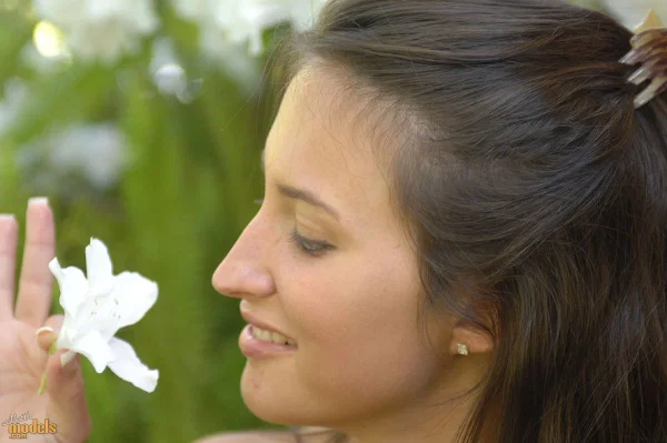 Brunette first timer Liz gets totally naked out in the garden  - Upskirt, Amateur, Clothed, Outdoor, High Heels, Skirt, Big Tits, Natural Tits, Babe, Ass  - Photo 13