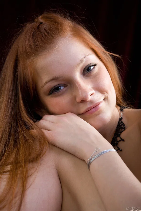 Naked redhead with striking eyes strikes tempting poses in heels  - Redhead, Teen, Cute, Glamour, Babe, Beautiful, Solo, Model  - Photo 20