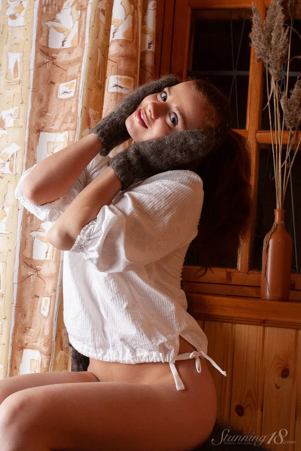 18 year old girl removes mittens and booties to pose naked on a chair  - Legs, Redhead, Teen, Ass, Beautiful, Feet, Glamour, Tiny Tits, Model, Babe  - Photo 7