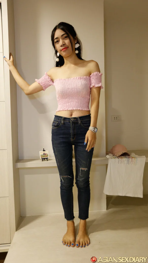 Amateur Asian Vikki flaunts her shaved cunt and gets it stuffed in POV action  - Asian, Jeans, POV, Reality, Missionary, Petite, Hardcore, Amateur, Clothed, Shaved  - Photo 7