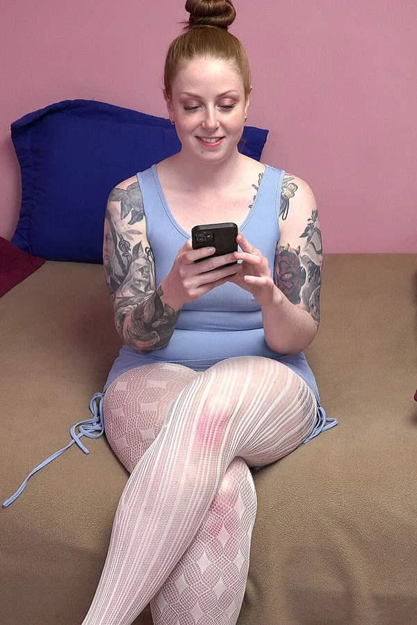 ChickPass performed by Allison Bloom Porn Images  - Old Man, Amateur, Redhead  - Photo 1