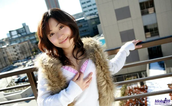 Japanese girl Momo Yoshizawa flashes upskirt panties on condo balcony  - Japanese, Non Nude, Asian, Face, MILF, Babe, Redhead, Outdoor, Solo, Close Up  - Photo 11