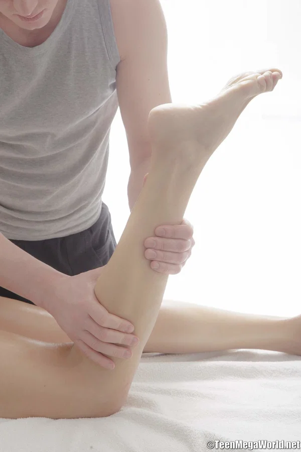 Teenage babe Gabi gets her sexy body massaged and her yummy pussy pounded  - Massage, Teen, Blowjob, Amateur, Reality, Feet, Cute, Legs, Pussy  - Photo 8