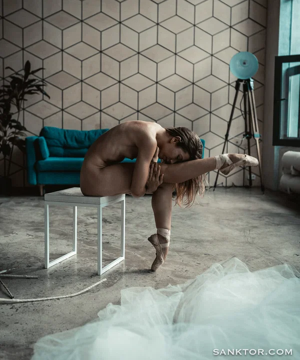 Beautiful girl Poppyseed Dancer Sanktor displays her dance moves while naked  - Flexible, Ballerina, Teen, Cute, Perfect, Amateur, Petite, Asshole, Skinny, Brunette  - Photo 5