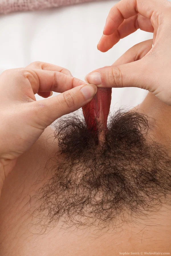 Amateur girl Sophie Smith shows her hairy twat and stretches her pussy lips  - Hairy, Yoga Pants, German, Pussy, Spreading, Panties, Asshole, Natural Tits, Undressing, Big Tits  - Photo 18